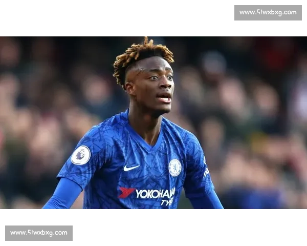 曼城罗马就埃切维里租借谈判陷僵局 红狼质疑蓝月诚意